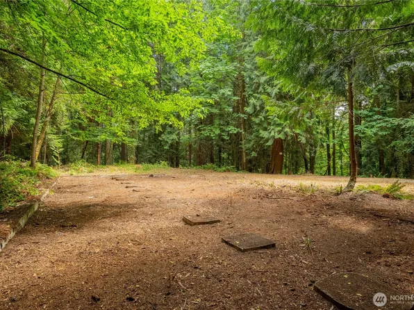 1 XXXX 1ST Street, Bremerton, WA 98312