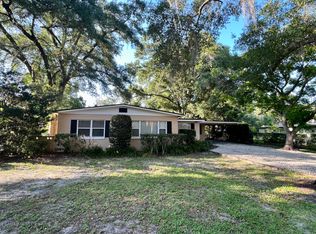2915 Sunset Rd, Forest City, FL 32703