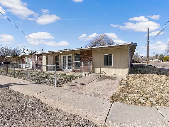 2nd image of 402 Sunny Ln
