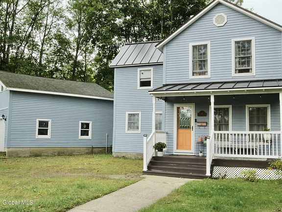 5th image of 46 Eastern Ave