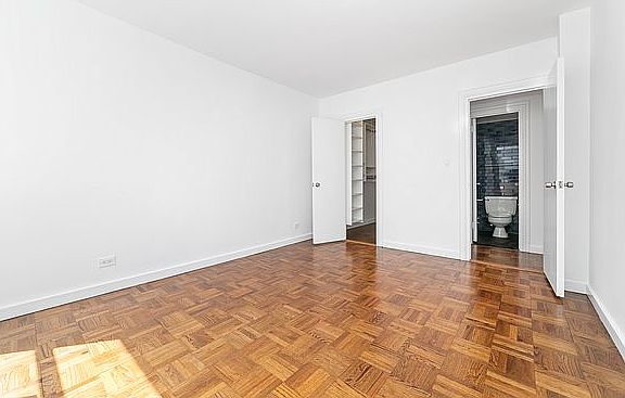 5th image of 155 E 55th St APT 9G