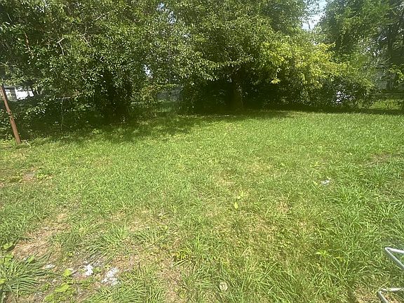 5th image of 9990 Artesian St