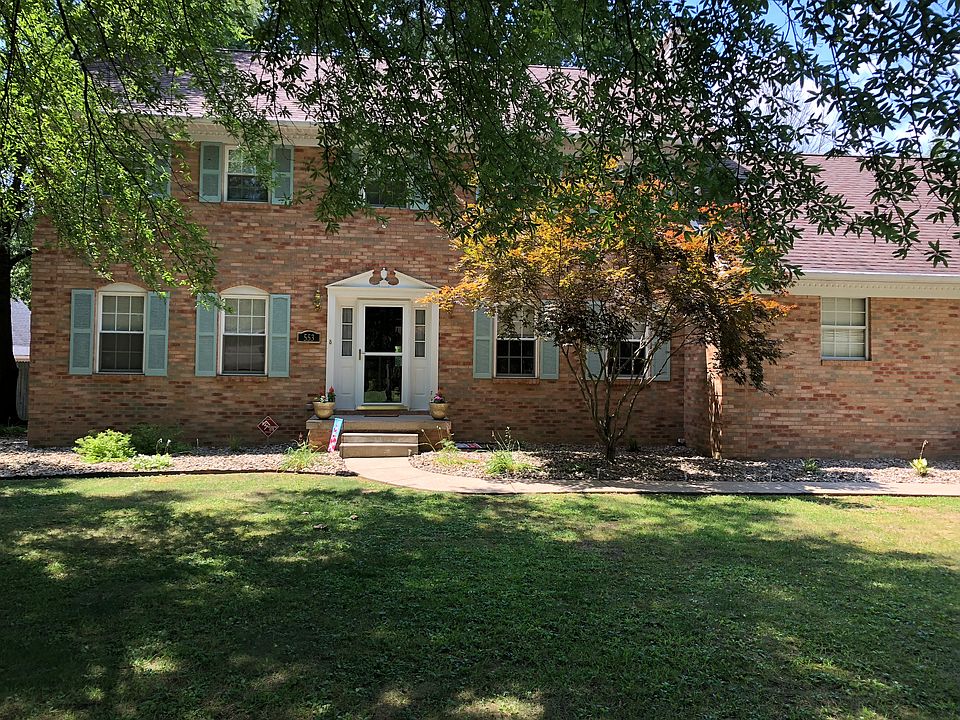 1st image of 553 Windsor Dr