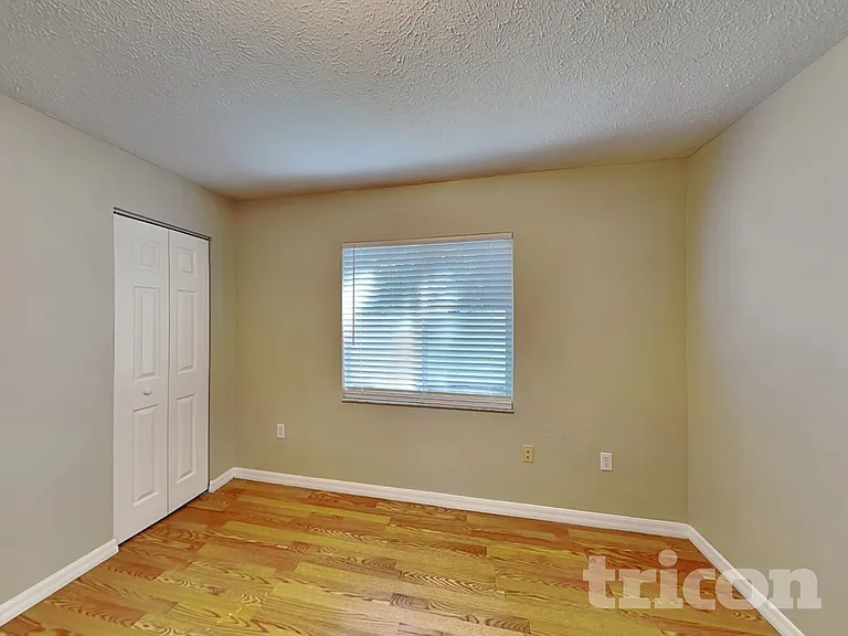 11008 Millbury Ct — Photo 14