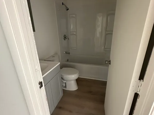 43 Logston Hts, Berea, KY 40403