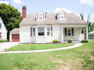 4801 Lakeview Dr, Evansville, IN 47720