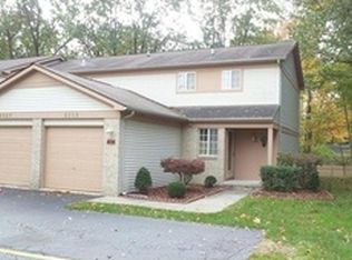 6253 Hunter Pointe St #34, Westland, MI 48185