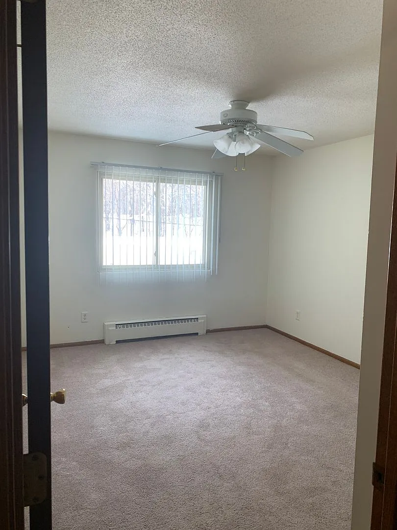 Phalen View Apartments — Photo 3