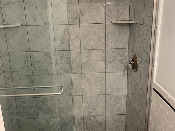 5th image of 377 Commonwealth Ave #2B