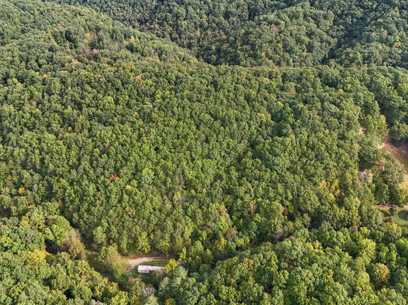701 Big Arm Branch Rd, Bluff City, TN 37618