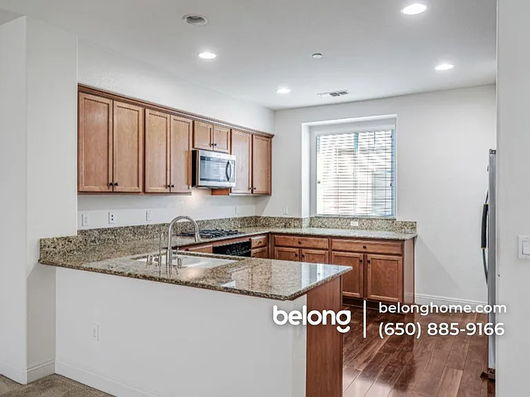 6704 S Mariposa Ln — Photo 11