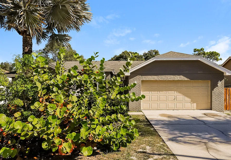 12138 Fruitwood Dr