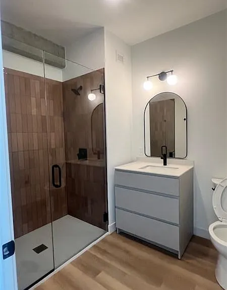 300 N Elizabeth St #505 — Photo 2