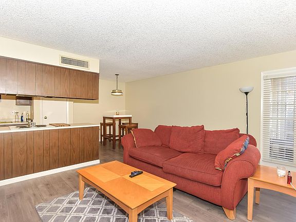4th image of 1365 Dorothy Ave Unit 3