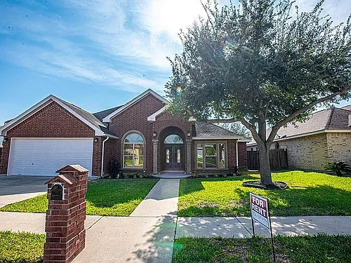 1616 Sebastian St Photo 1