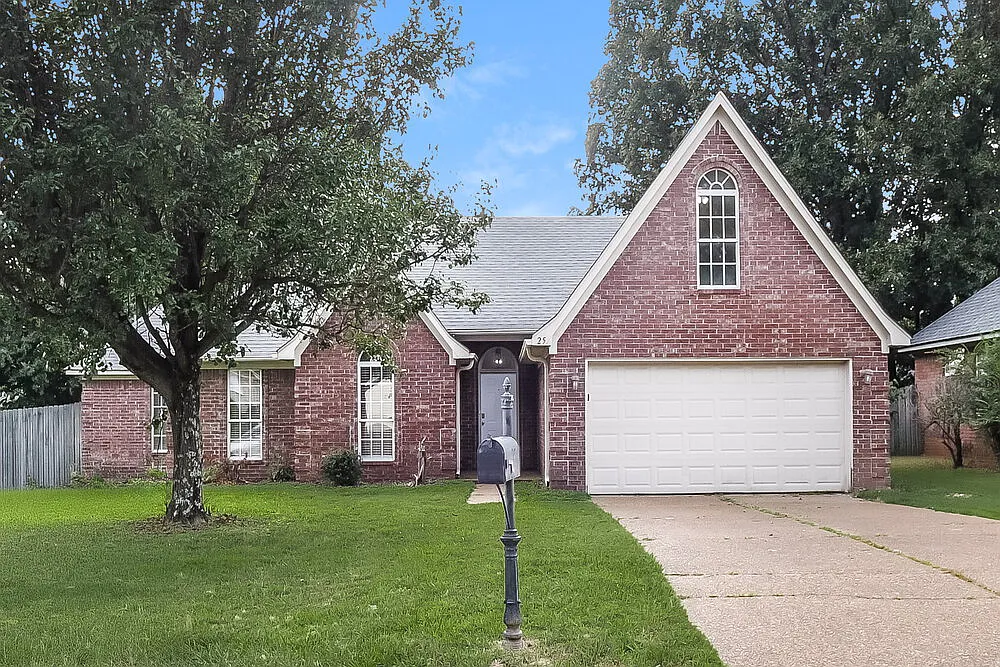 3 bed, 2.0 bath, 1987 sqft, $1,775 — Photo 1
