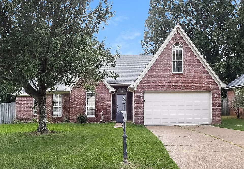 25 Oakland Woods Cv