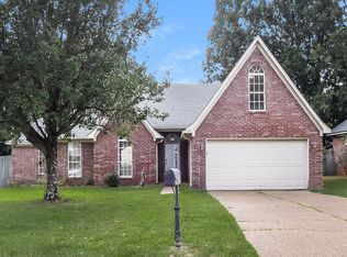 25 Oakland Woods Cv, Oakland, TN 38060