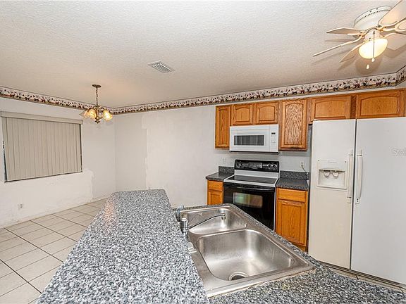 5th image of 10468 Gulfstream Blvd