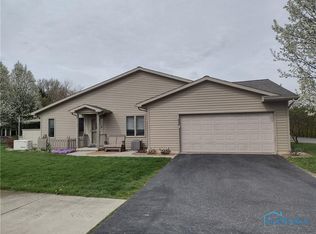 312 Park Pl, Archbold, OH 43502