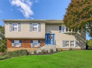 25 Adams Dr, Stony Pt, NY