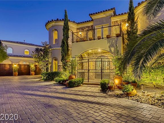 4th image of 2 Grand Anacapri Dr