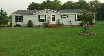 2nd image of 3927 Naomi Dr