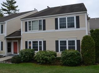 204 Springbrook Cir, Portsmouth, NH 03801