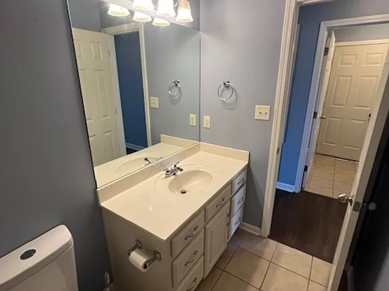 102 Rosebud Cir — Photo 34