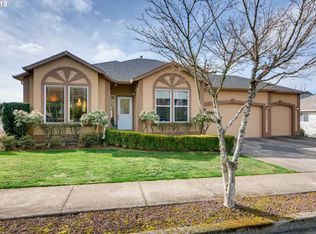 2437 SW Linneman Dr, Gresham, OR 97080