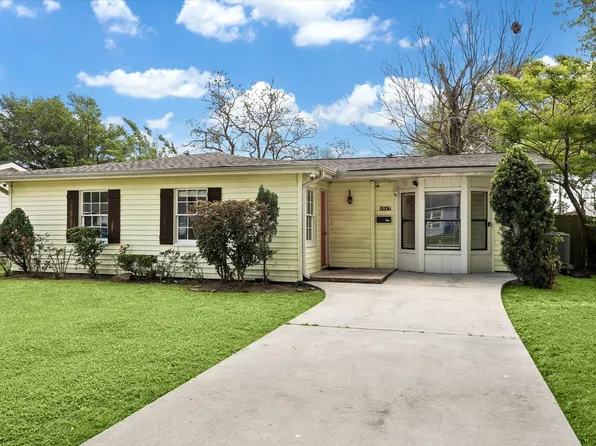 1517 Wayside Dr, Texas City, TX 77590