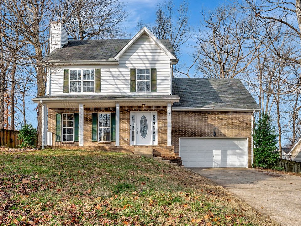 1st image of 1555 Barrywood Cir W