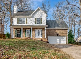 1555 Barrywood Cir W, Clarksville, TN 37042