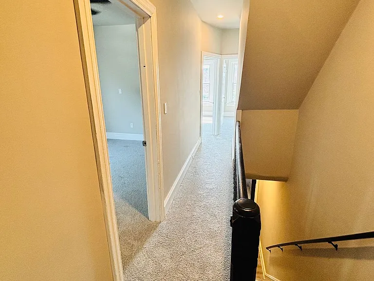 718 Linden St — Photo 12