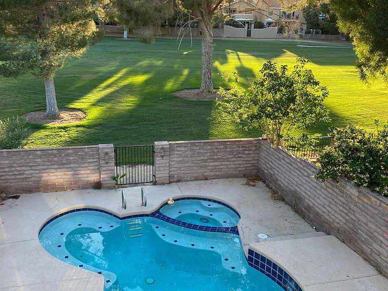 3003 Pinehurst Dr — Photo 1