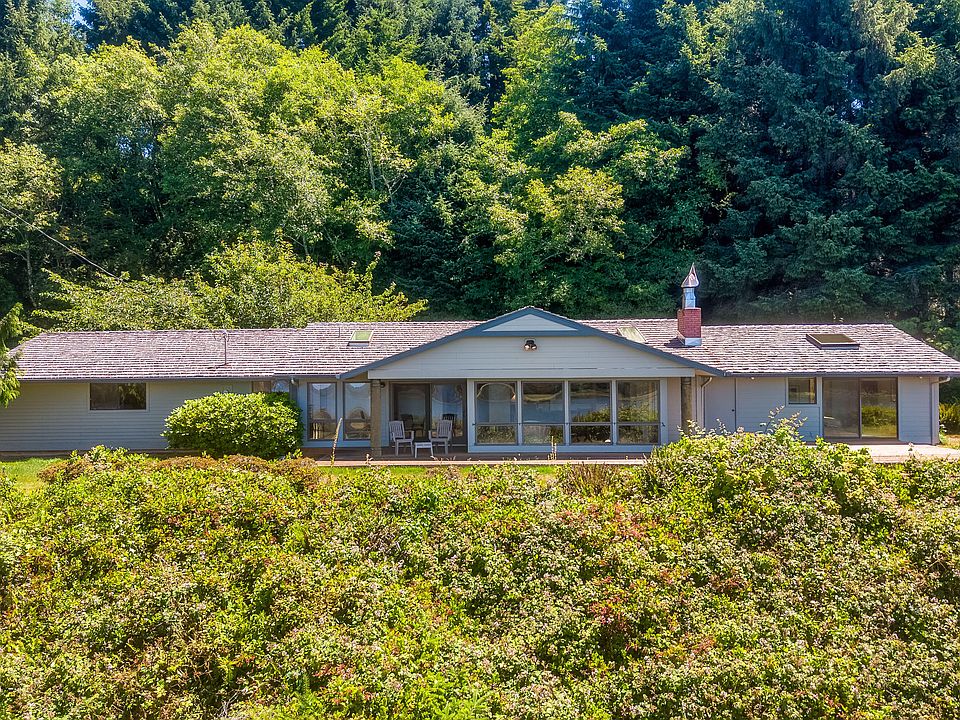 1st image of 3863 Yaquina Bay Rd