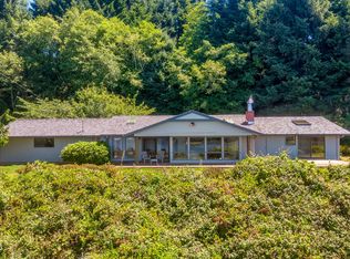 3863 Yaquina Bay Rd, Newport, OR 97365