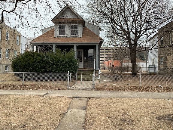 5th image of 805 Mulford St