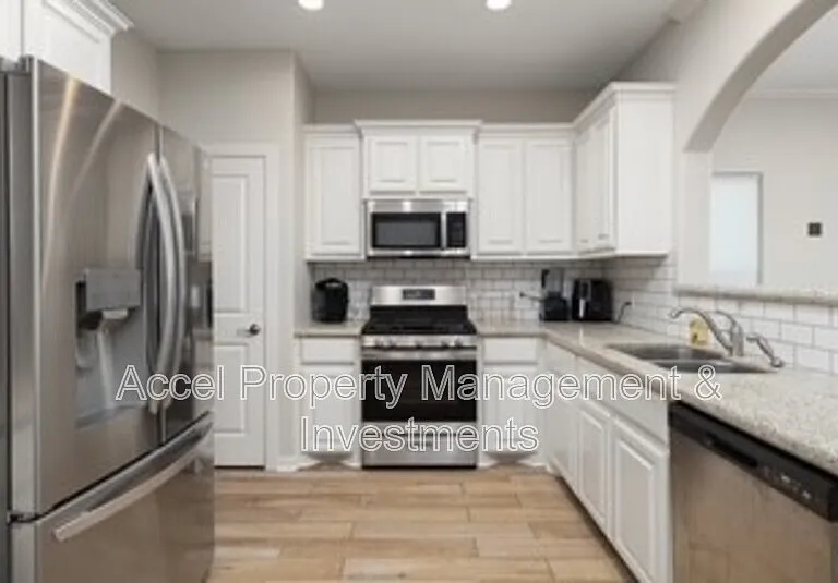 8410 N 33rd Ln — Photo 5