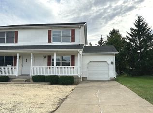 1306 Chestnut St, Dekalb, IL 60115