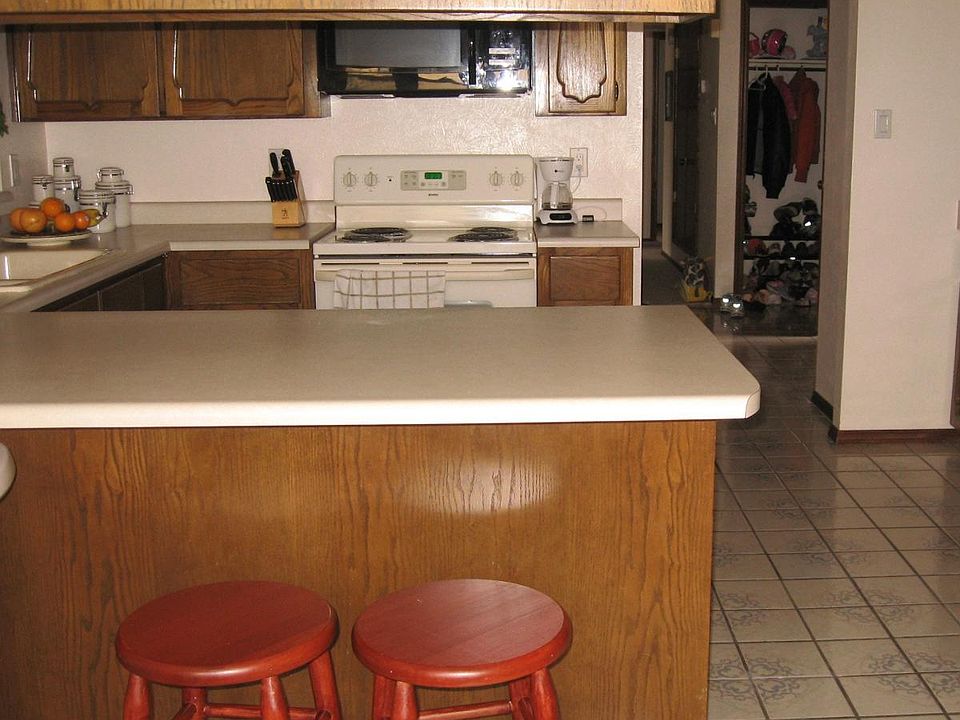 1st image of 8804 Joli Ct NE
