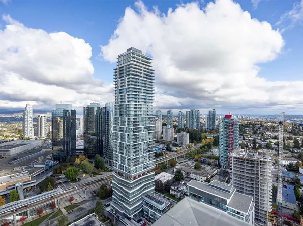 6537 Telford Ave #1803, Burnaby, BC V5H 0K9