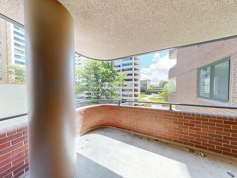 4550 N Park Ave #203 — Photo 7