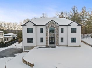 12 Couture Way, Middleton, MA 01949