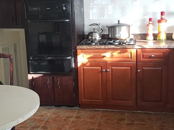 5th image of 10560 Avenue N #2