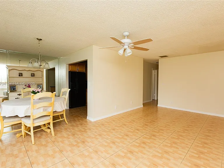 1055 NW 83rd Ave #C47 — Photo 4
