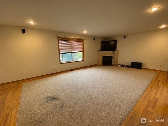 5th image of 31672 Military Road S