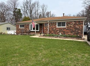 38000 Hixford Pl, Westland, MI 48185
