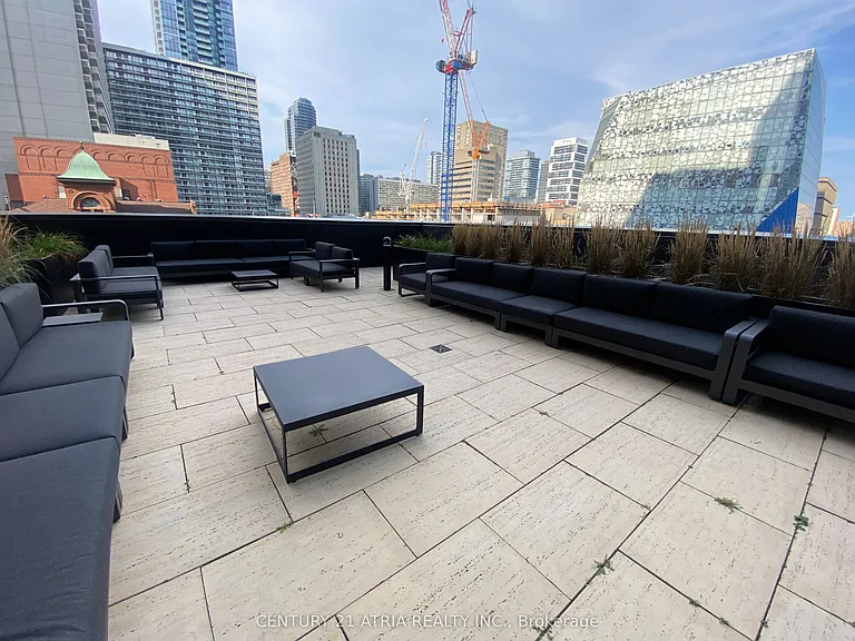 20 Edward St #1713 — Photo 16