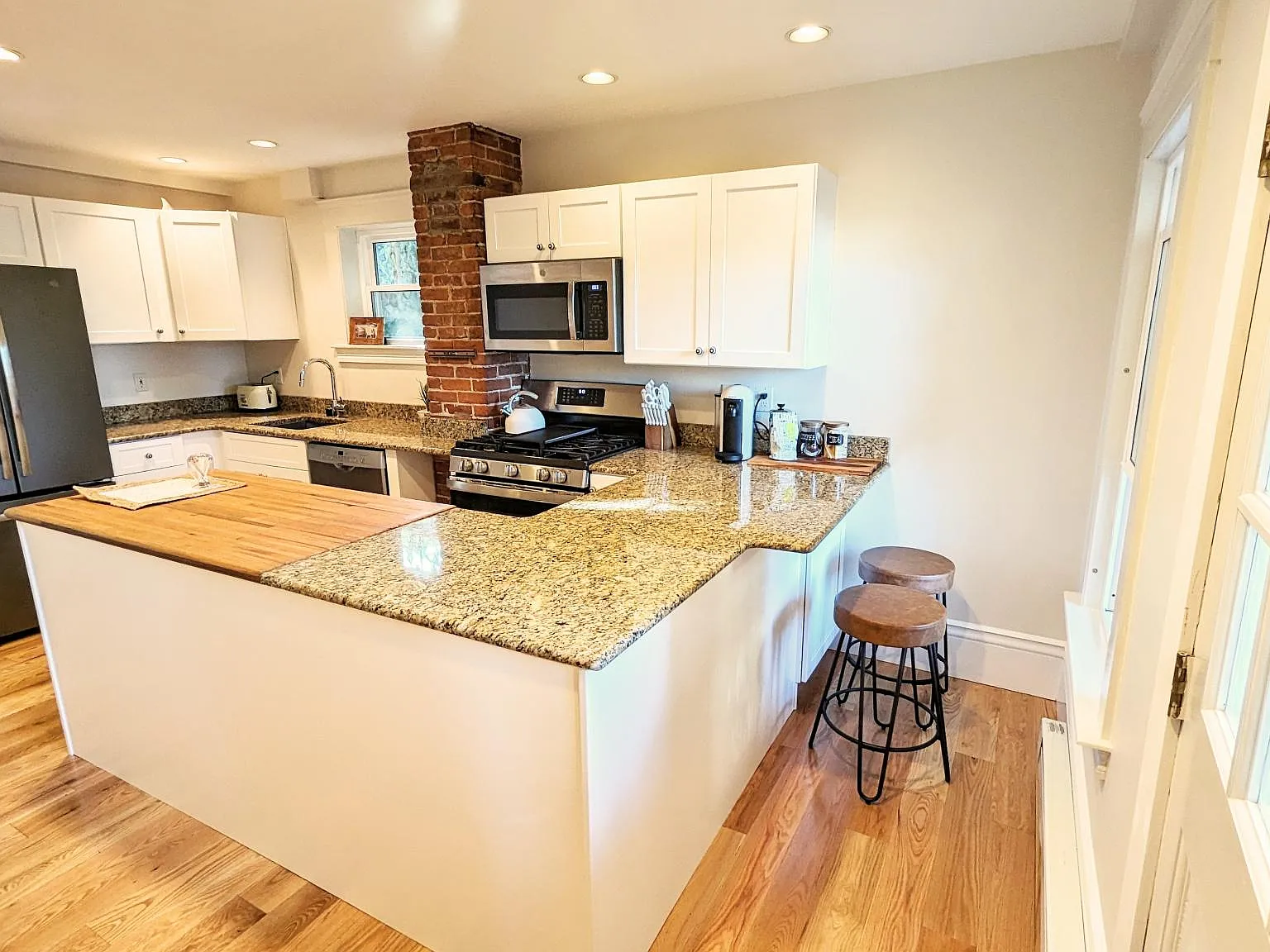 71 Redington St — Photo 4